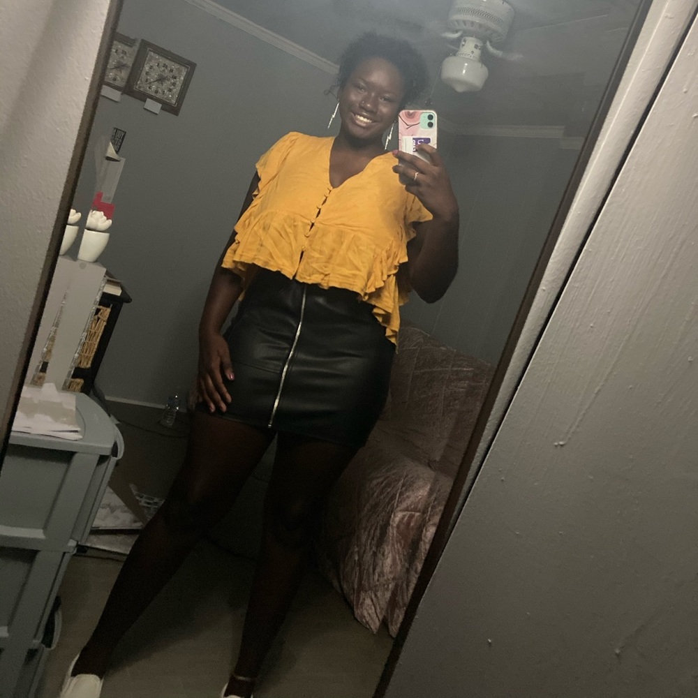 Yellow blouse/top
